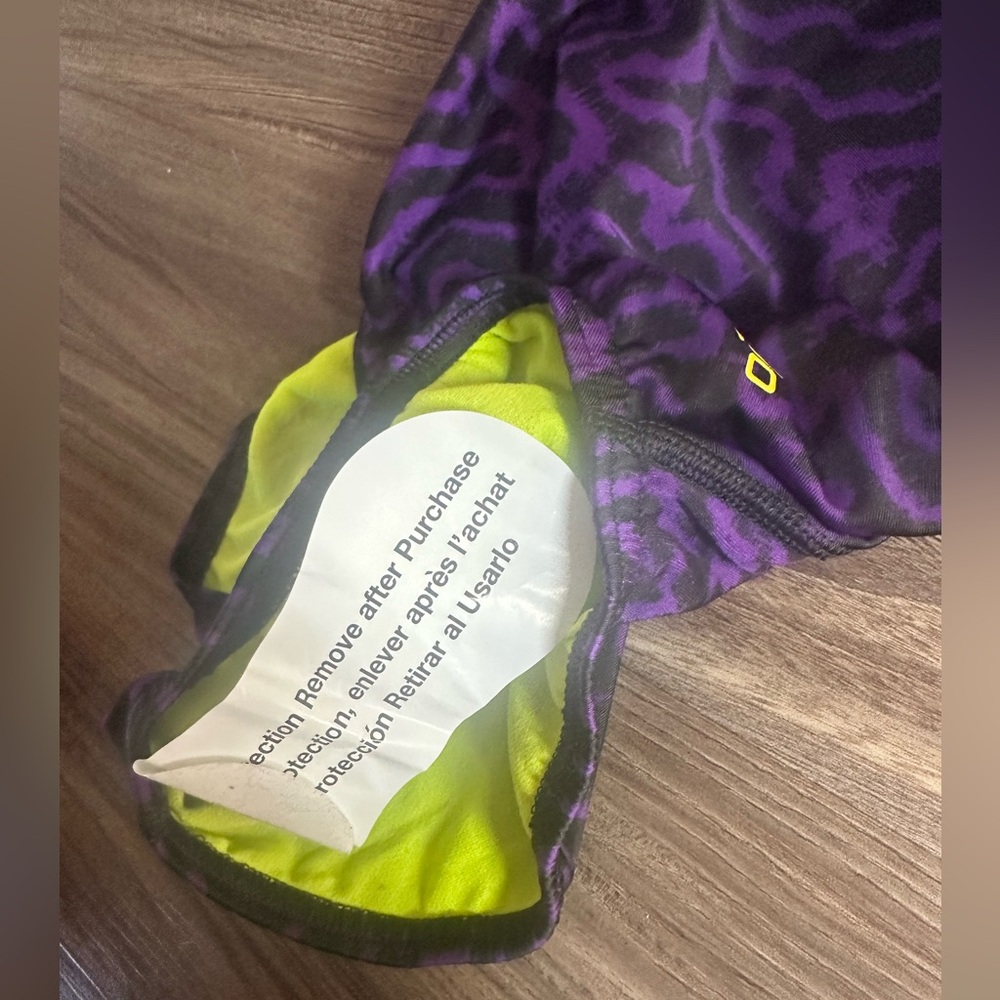 Speedo One Piece Swimsuit Purple Black Print Neon Yellow Lining Size 7/8 NWT - Picture 5 of 10